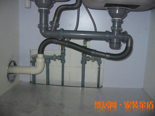 廚房水管安裝應該注意哪些規范問題？
