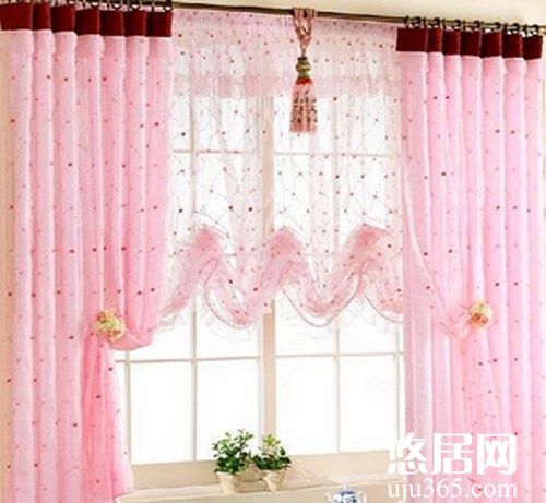 室內(nèi)窗簾的選購(gòu)有哪些注意事項(xiàng)