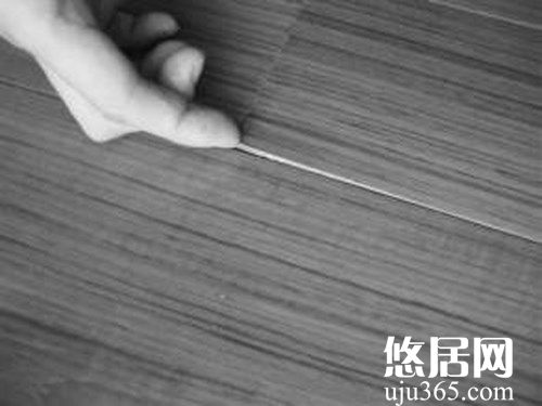 實(shí)木地板常見的問(wèn)題怎么解決？